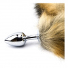 Malý kovový anální kolík s dlouhým hnědým ocáskem - liška.