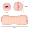 Oboustranný masturbátor pro muže s vagínou a ústy vyrobený z realistického materiálu, který se podobá ženské pokožce.