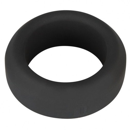 Erekční silikonový kroužek Black Velvets v černé barvě s průměrem 2,6 cm pro užší penis.
