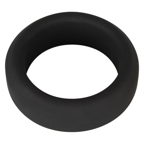 Erekční silikonový kroužek Black Velvets v černé barvě s průměrem 3,2 cm pro objemnější penis.