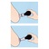Detail na sání bradavky pomocí vakuové pumpy s fixačními gumičkami.